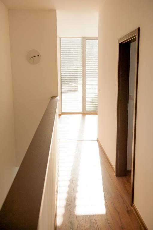 Villa Ladoven Luxusny Apartman 124M2 Martin Eksteriør bilde