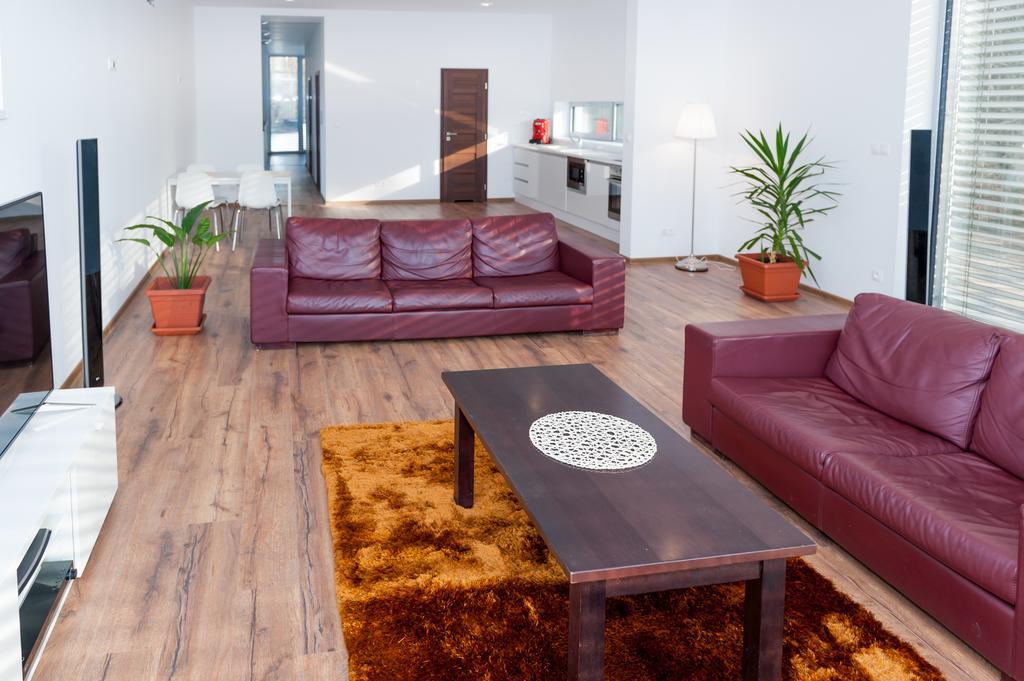 Villa Ladoven Luxusny Apartman 124M2 Martin Eksteriør bilde