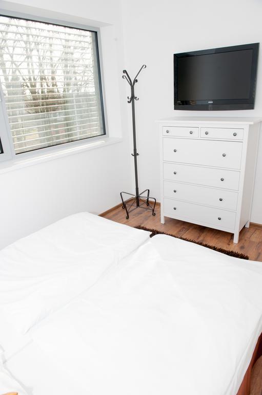 Villa Ladoven Luxusny Apartman 124M2 Martin Eksteriør bilde