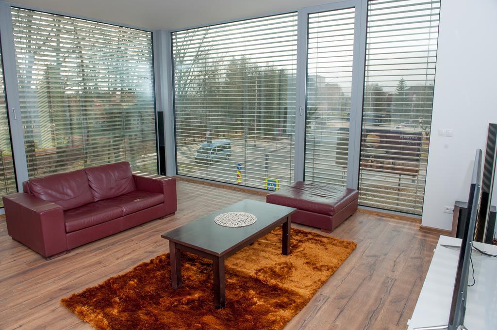 Villa Ladoven Luxusny Apartman 124M2 Martin Eksteriør bilde