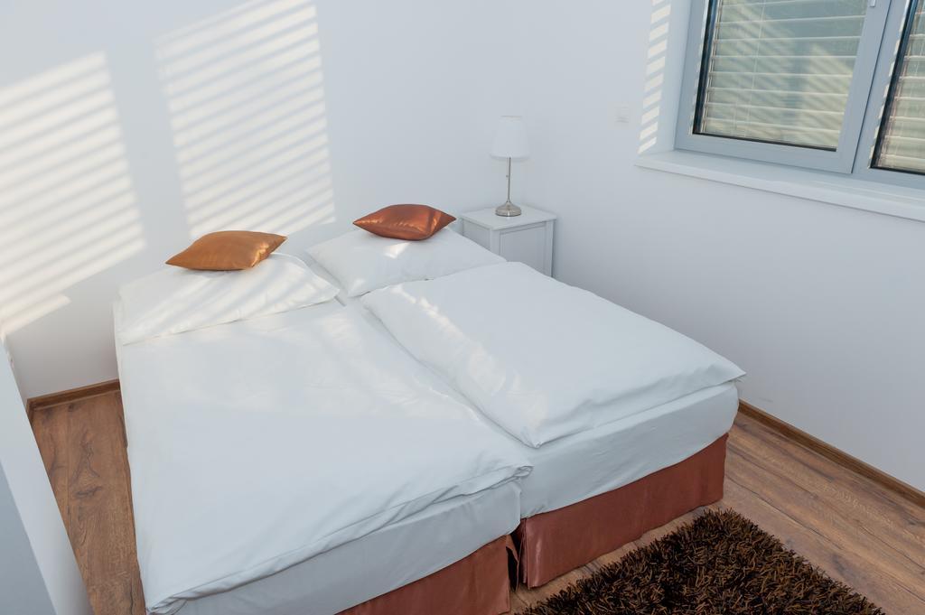 Villa Ladoven Luxusny Apartman 124M2 Martin Eksteriør bilde